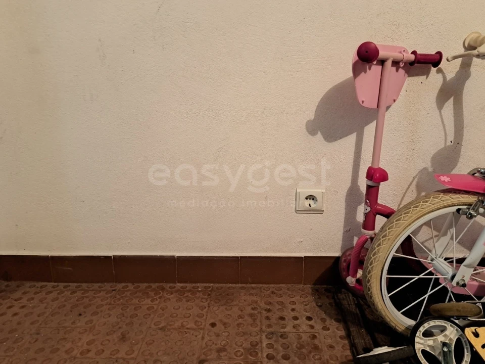 Garagem para Venda em Beja (Santiago Maior e São João Baptista) Foto 9