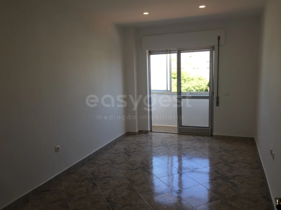 Apartamento T3 para Arrendamento em Setubal (São Sebastião) Foto 7