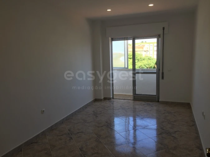 Apartamento T3 para Arrendamento em Setubal (São Sebastião) Foto 8