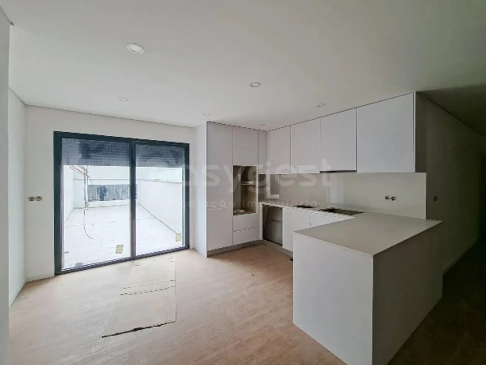 Apartamento T2 para Venda em Esgueira Foto 1