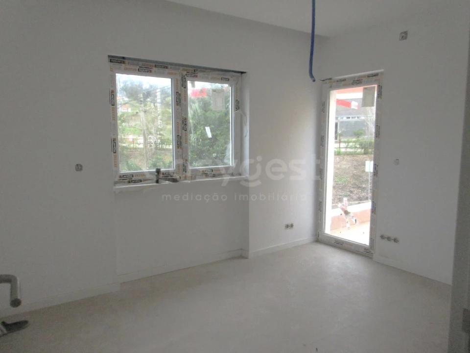 Moradia T4 para Venda em Santa Maria, São Pedro e Matacães Foto 14