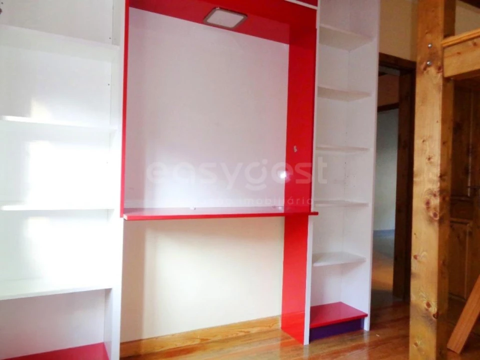 Apartamento T2 para Venda em Póvoa de Santo Adrião e Olival Basto Foto 5