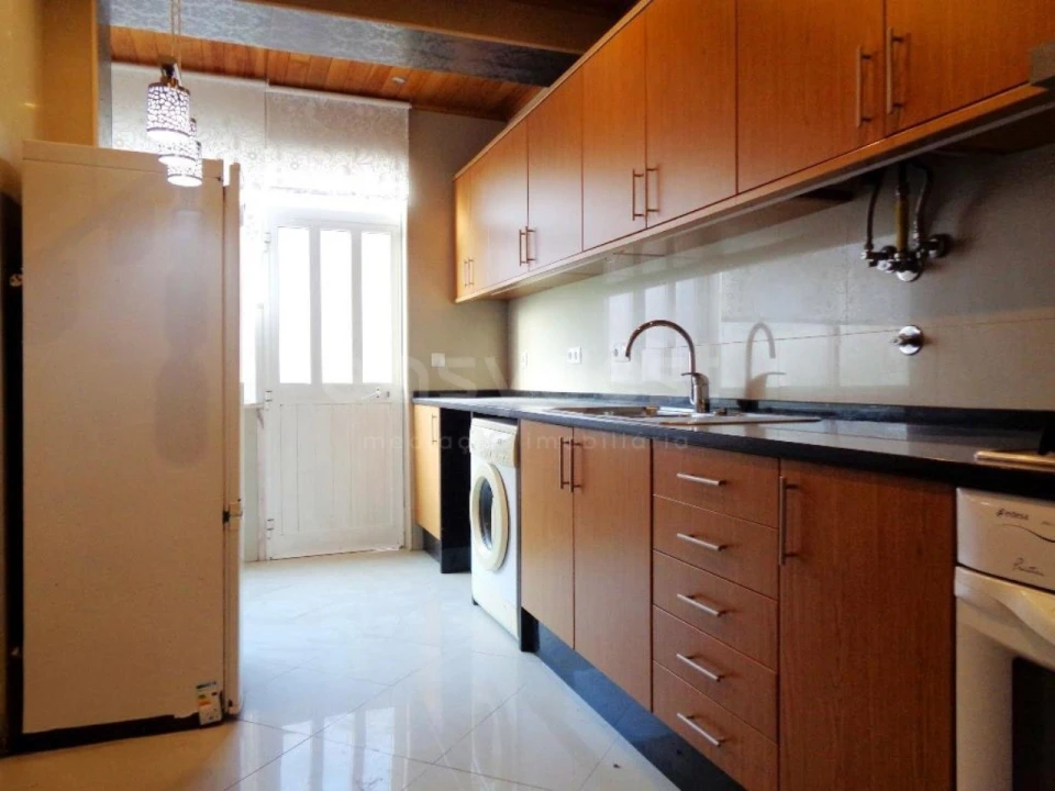 Apartamento T2 para Venda em Póvoa de Santo Adrião e Olival Basto Foto 8