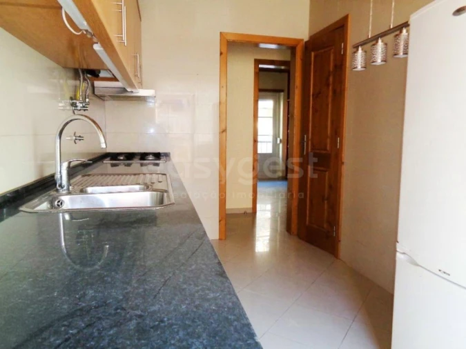 Apartamento T2 para Venda em Póvoa de Santo Adrião e Olival Basto Foto 6