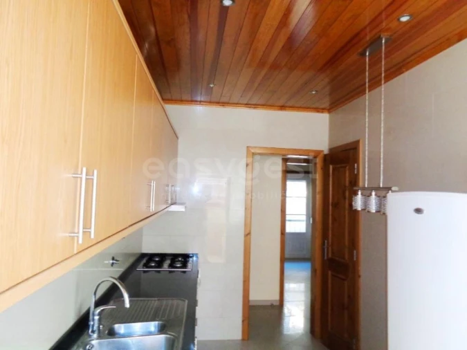 Apartamento T2 para Venda em Póvoa de Santo Adrião e Olival Basto Foto 7