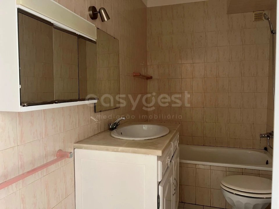 Apartamento T1 para Venda em São João das Lampas e Terrugem Foto 11