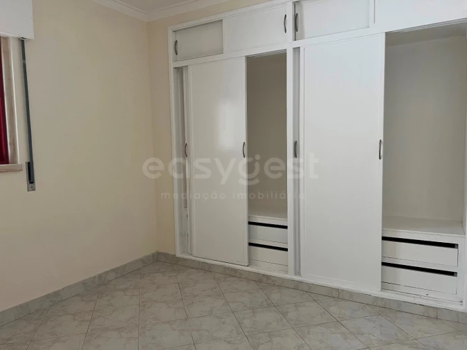 Apartamento T1 para Venda em São João das Lampas e Terrugem Foto 9