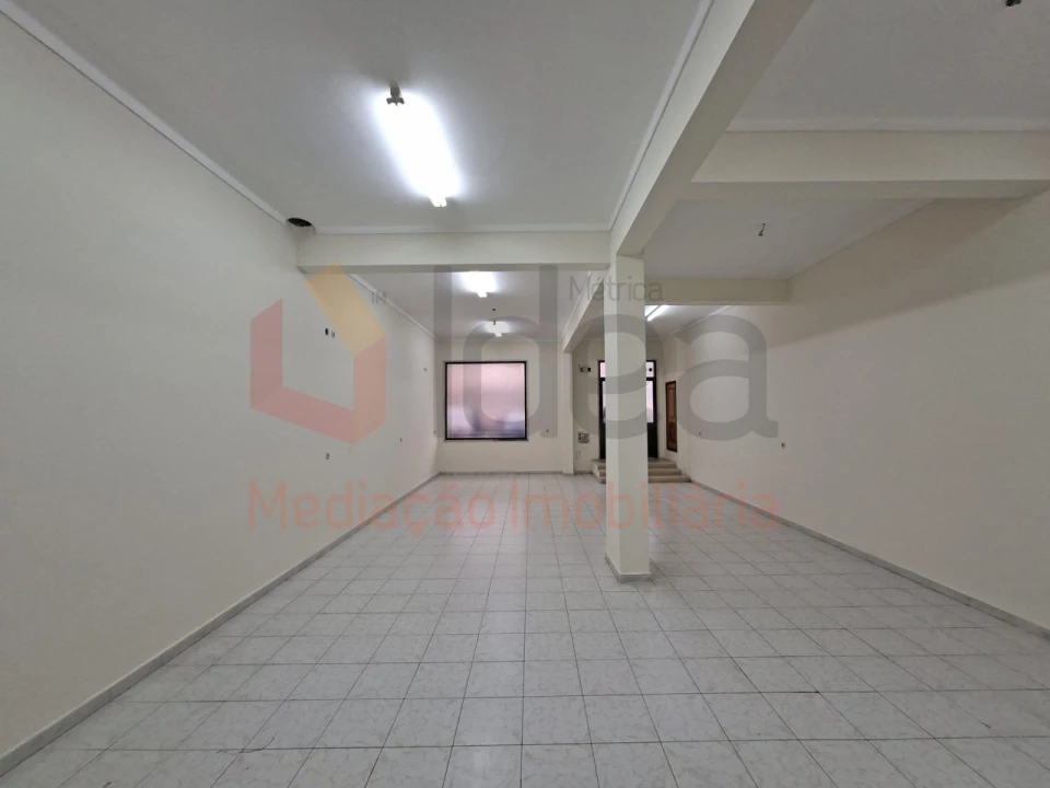 Loja para Venda em Cacém e São Marcos Foto 6