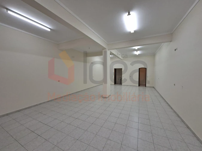 Loja para Venda em Cacém e São Marcos Foto 4