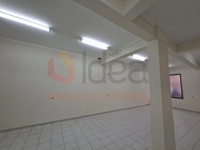 Loja para Venda em Cacém e São Marcos Foto 5