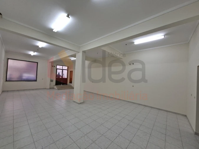 Loja para Venda em Cacém e São Marcos Foto 7