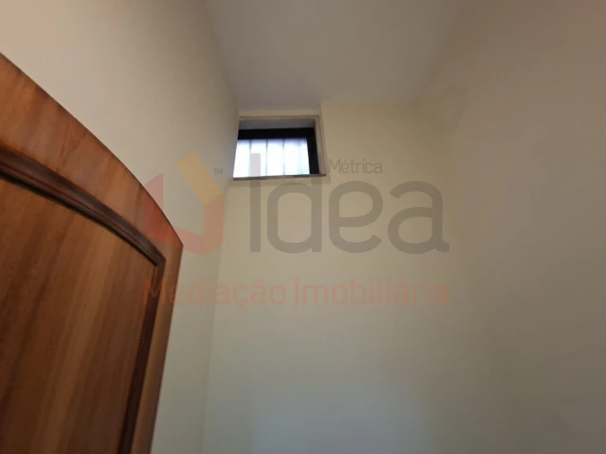 Loja para Venda em Cacém e São Marcos Foto 14