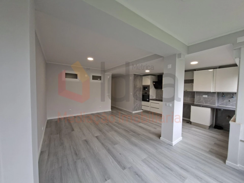 Apartamento T2 para Venda em Oeiras e São Julião da Barra, Paço de Arcos e Caxias Foto 2