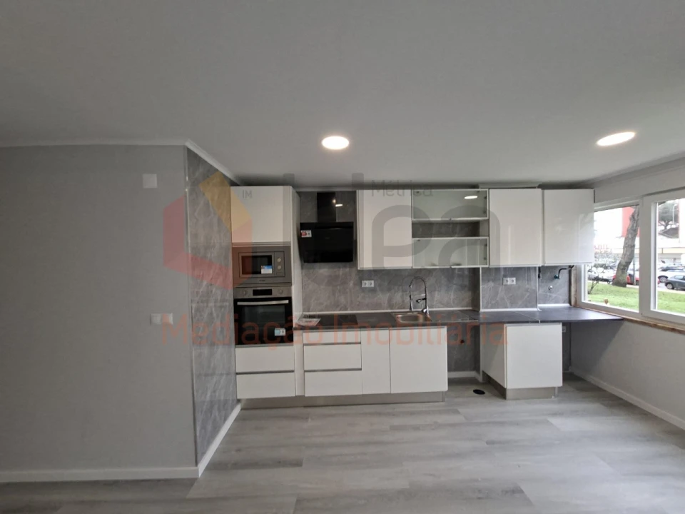Apartamento T2 para Venda em Oeiras e São Julião da Barra, Paço de Arcos e Caxias Foto 7