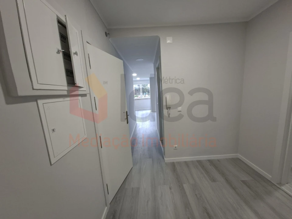 Apartamento T2 para Venda em Oeiras e São Julião da Barra, Paço de Arcos e Caxias Foto 11
