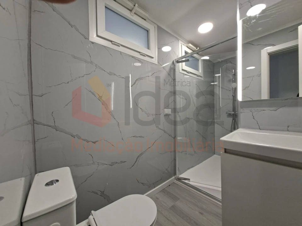 Apartamento T2 para Venda em Oeiras e São Julião da Barra, Paço de Arcos e Caxias Foto 19