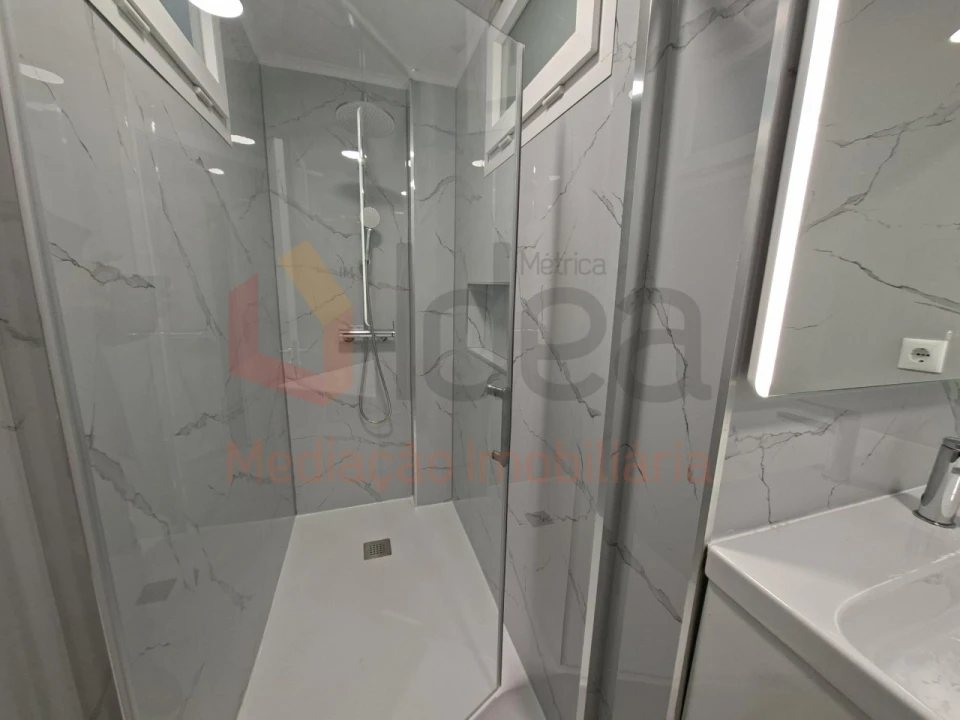 Apartamento T2 para Venda em Oeiras e São Julião da Barra, Paço de Arcos e Caxias Foto 20