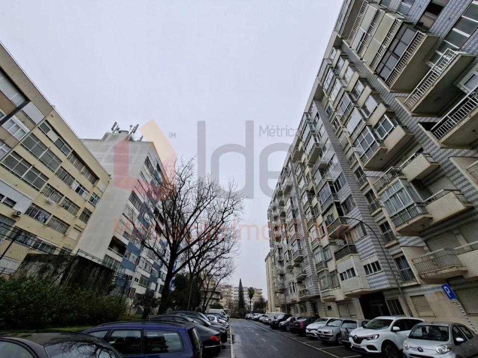Apartamento T2 para Venda em Oeiras e São Julião da Barra, Paço de Arcos e Caxias Foto 26