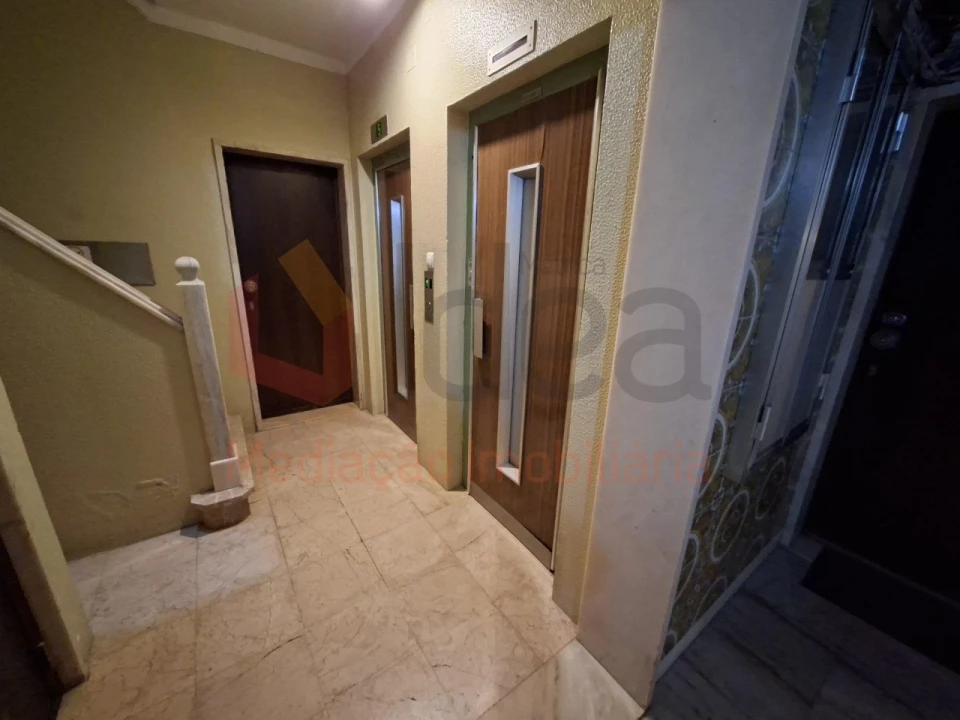 Apartamento T2 para Venda em Oeiras e São Julião da Barra, Paço de Arcos e Caxias Foto 28