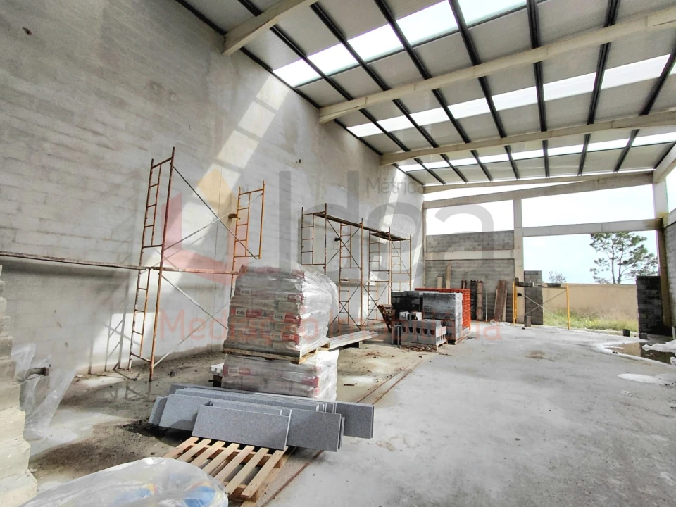 Armazém para Venda em Seixal, Arrentela e Aldeia de Paio Pires Foto 5