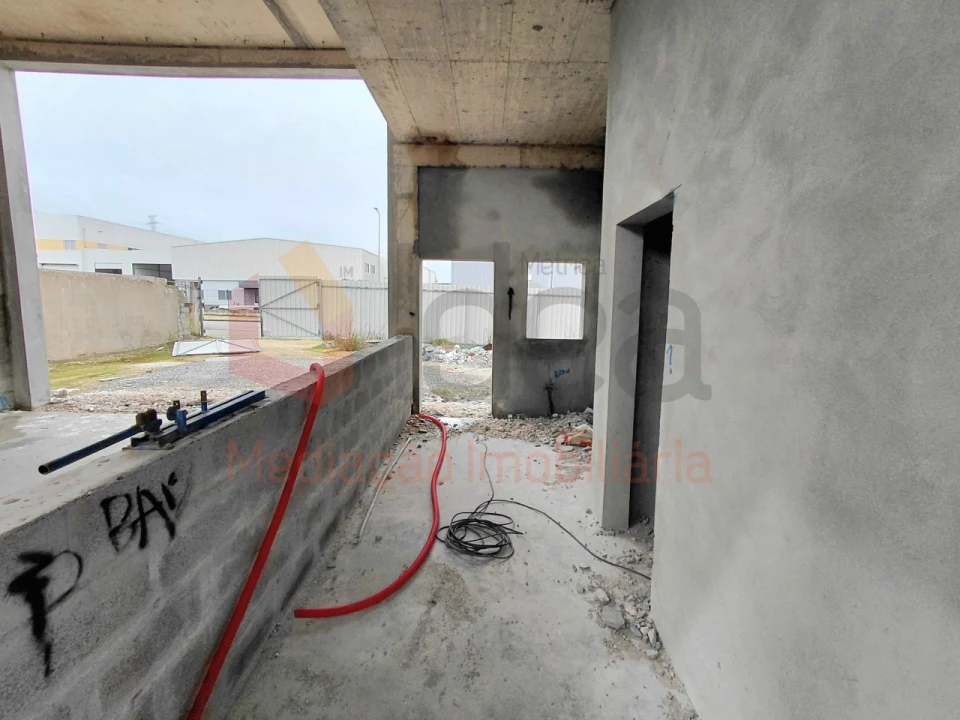 Armazém para Venda em Seixal, Arrentela e Aldeia de Paio Pires Foto 23