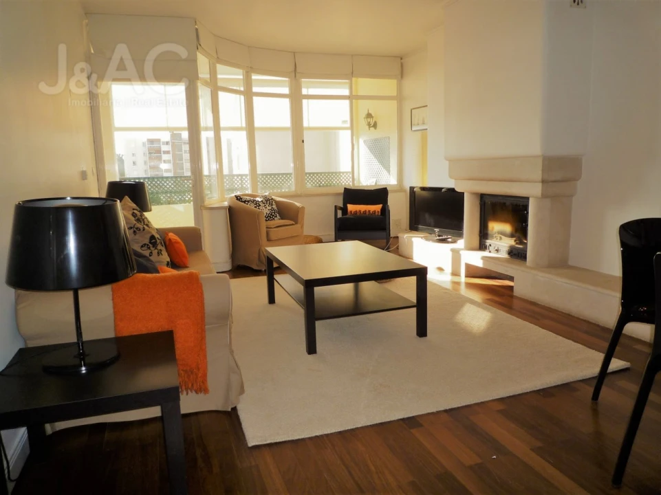 Apartamento T1 para Arrendamento em Cascais e Estoril Foto 2