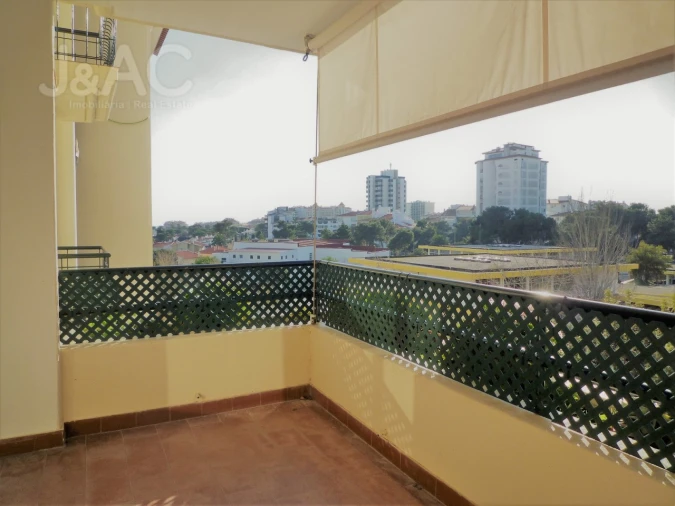 Apartamento T1 para Arrendamento em Cascais e Estoril Foto 3