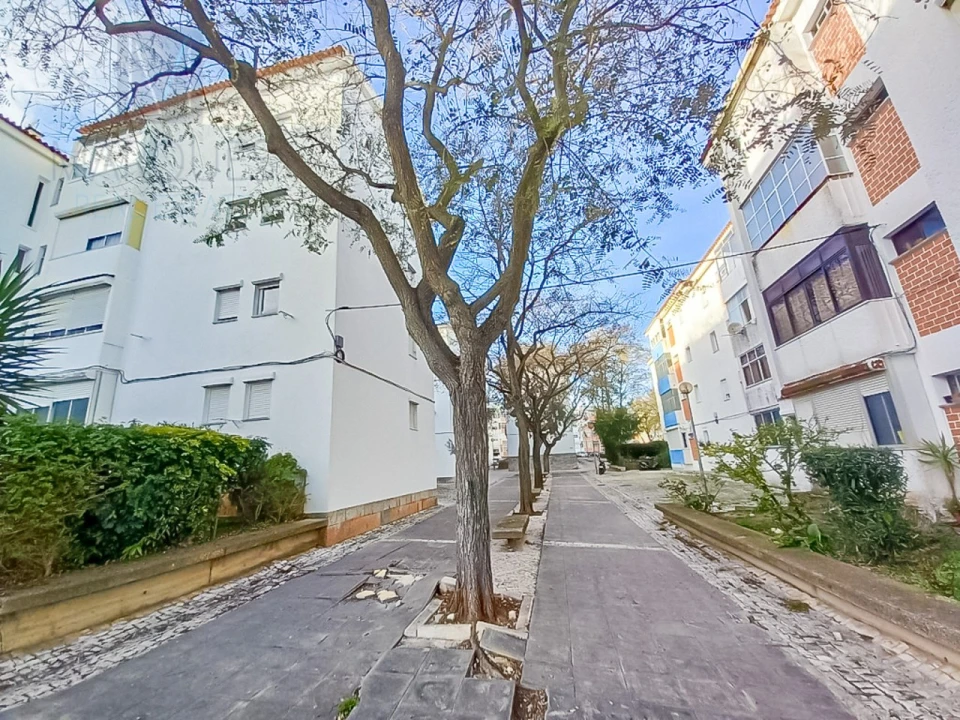 Apartamento T2 para Venda em Cascais e Estoril Foto 14