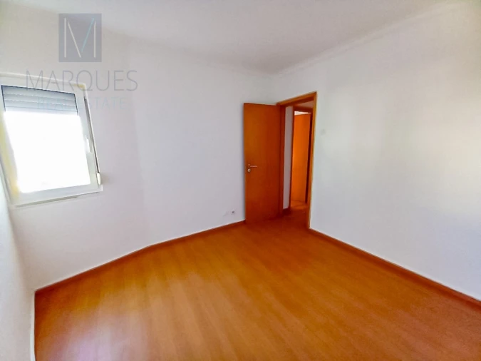 Apartamento T2 para Venda em Cascais e Estoril Foto 9