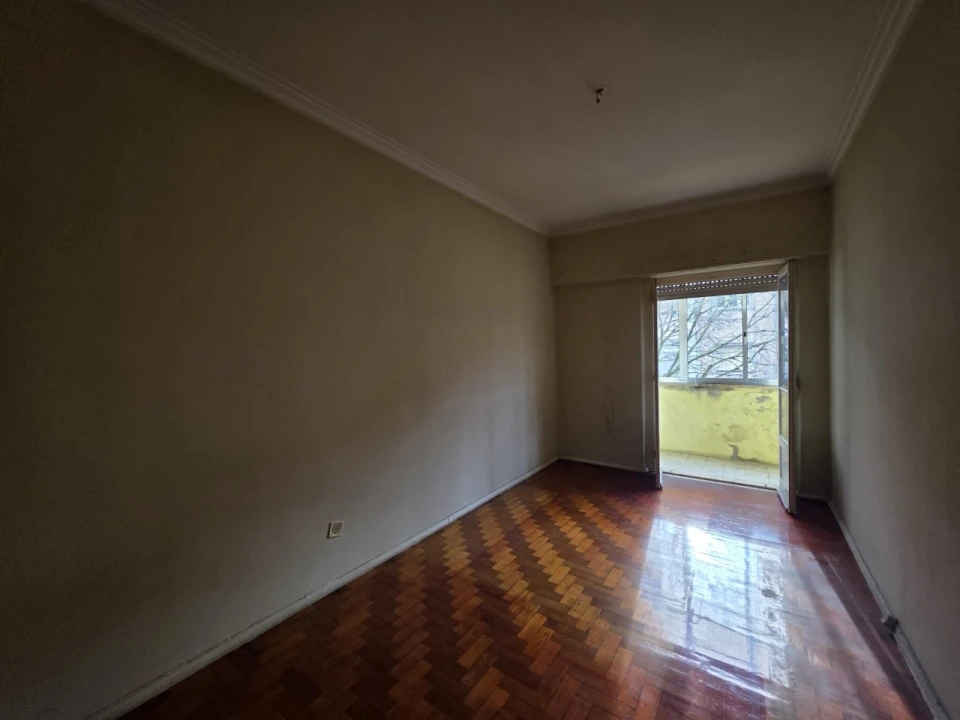 Apartamento T2 para Venda em Benfica Foto 11