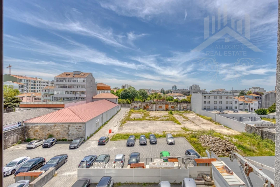 Apartamento para Venda em Cedofeita, Santo Ildefonso, Sé, Miragaia, São Nicolau e Vitória Foto 24