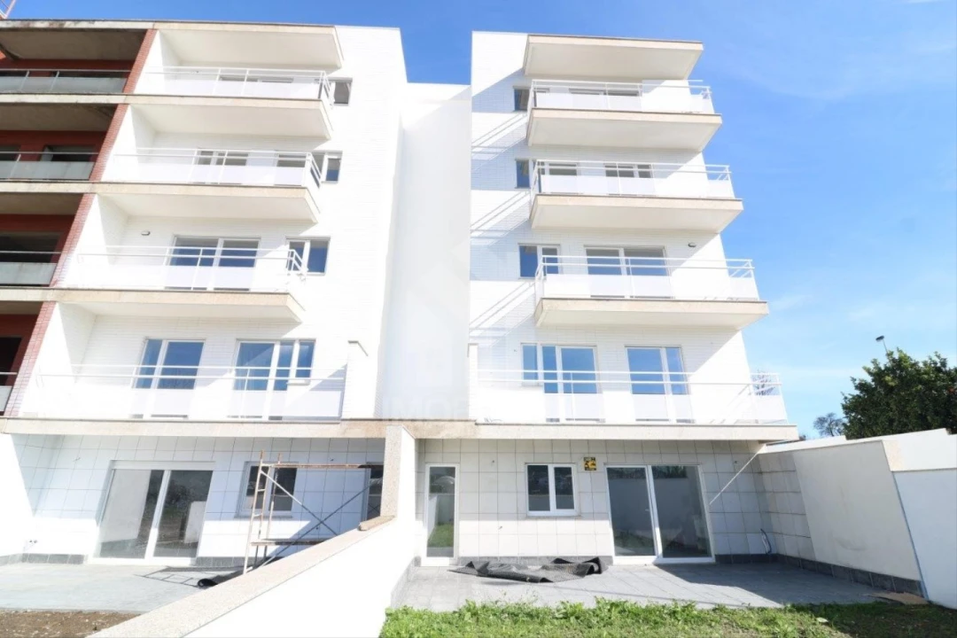 Apartamento T3 para Venda em Vila Verde e Barbudo Foto 3