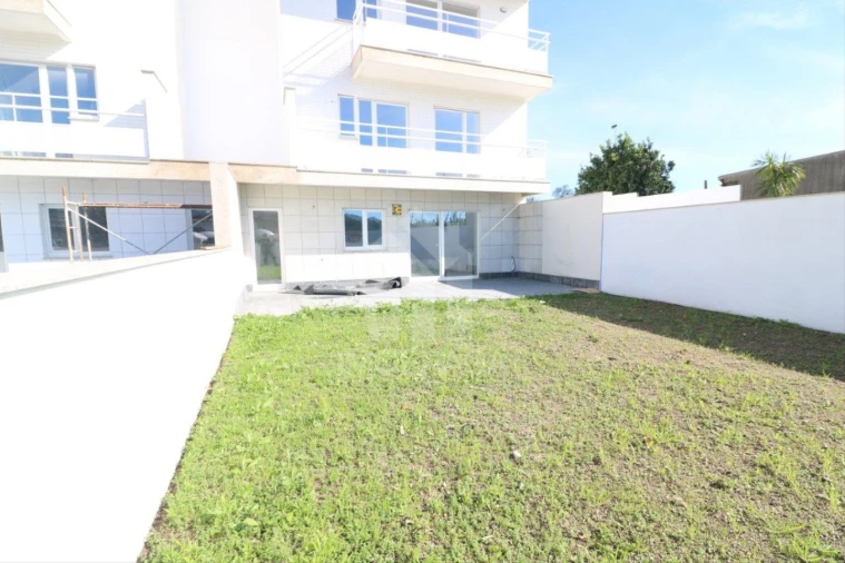 Apartamento T3 para Venda em Vila Verde e Barbudo Foto 1