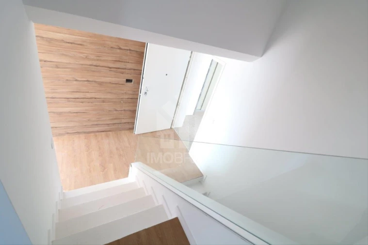 Apartamento T3 para Venda em Vila Verde e Barbudo Foto 9