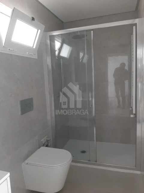 Moradia T3 para Venda em Esporões