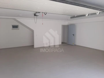 Moradia T3 para Venda em Esporões