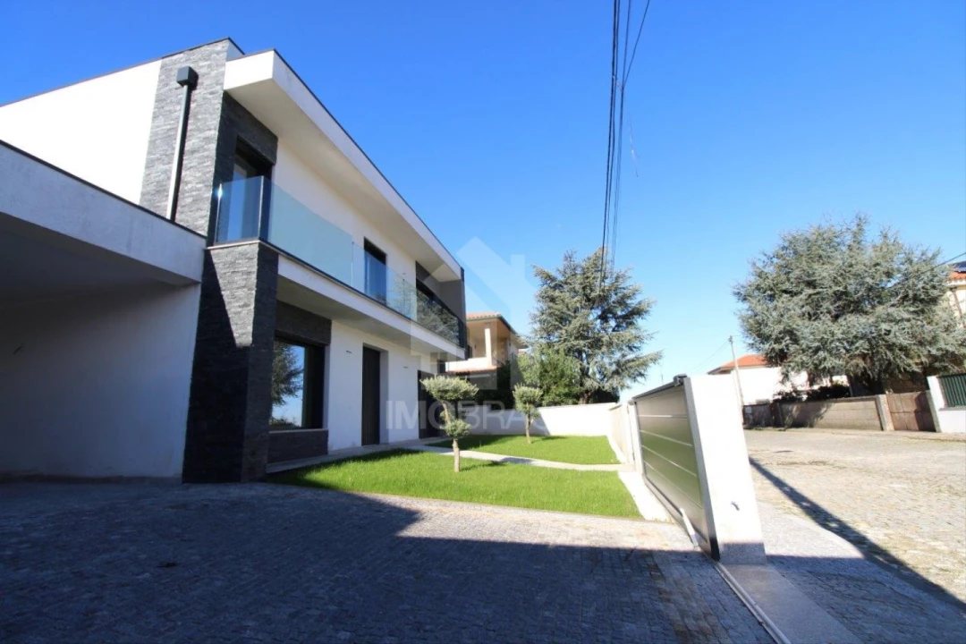 Moradia T4 para Venda em Ferreiros e Gondizalves Foto 37