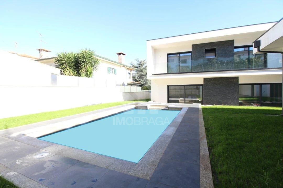 Moradia T4 para Venda em Ferreiros e Gondizalves Foto 60