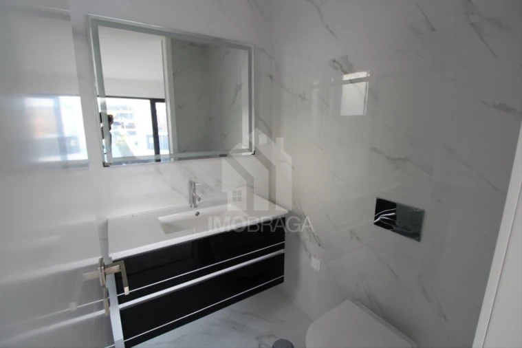 Moradia T4 para Venda em Ferreiros e Gondizalves Foto 20