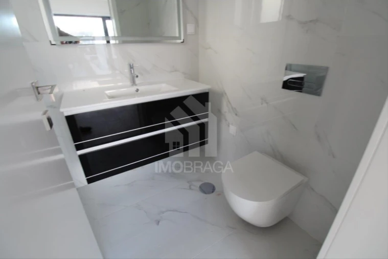 Moradia T4 para Venda em Ferreiros e Gondizalves Foto 23