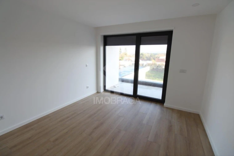 Moradia T4 para Venda em Ferreiros e Gondizalves Foto 28