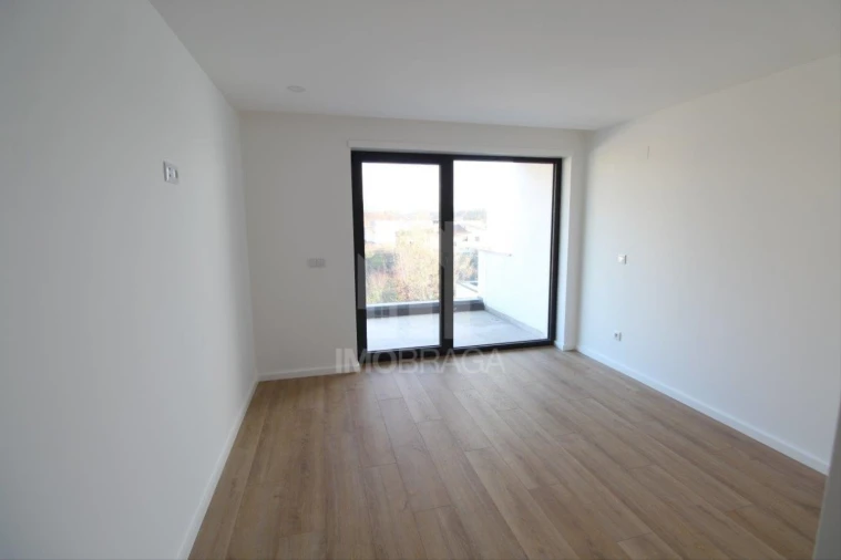 Moradia T4 para Venda em Ferreiros e Gondizalves Foto 33