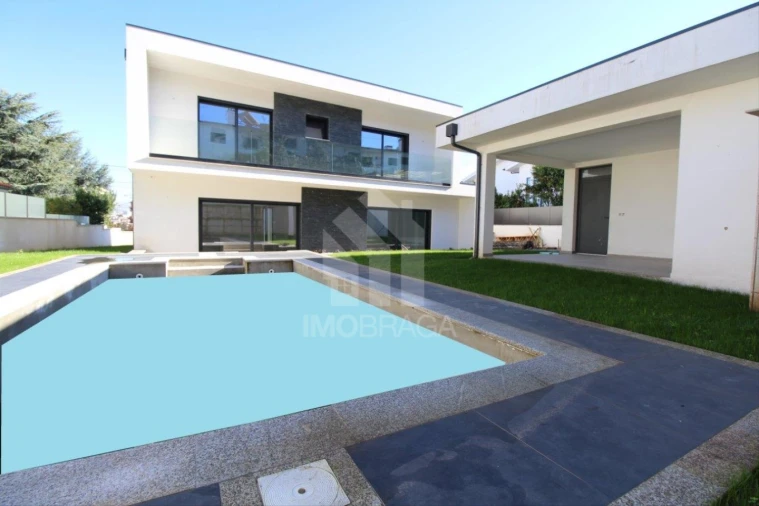 Moradia T4 para Venda em Ferreiros e Gondizalves Foto 45
