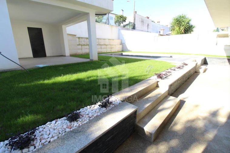 Moradia T4 para Venda em Ferreiros e Gondizalves Foto 63
