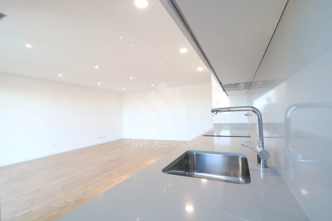 Apartamento T2 para Venda em São Vicente (Braga) Foto 4