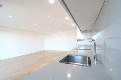 Apartamento T2 para Venda em São Vicente (Braga)