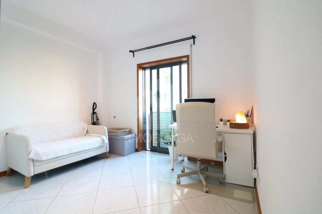 Apartamento T2 para Venda em Nogueira, Fraião e Lamaçães Foto 6