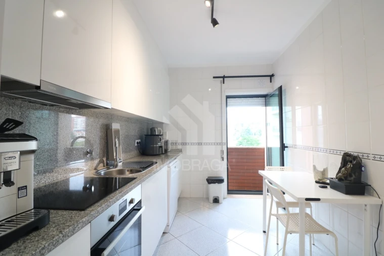 Apartamento T2 para Venda em Nogueira, Fraião e Lamaçães Foto 20