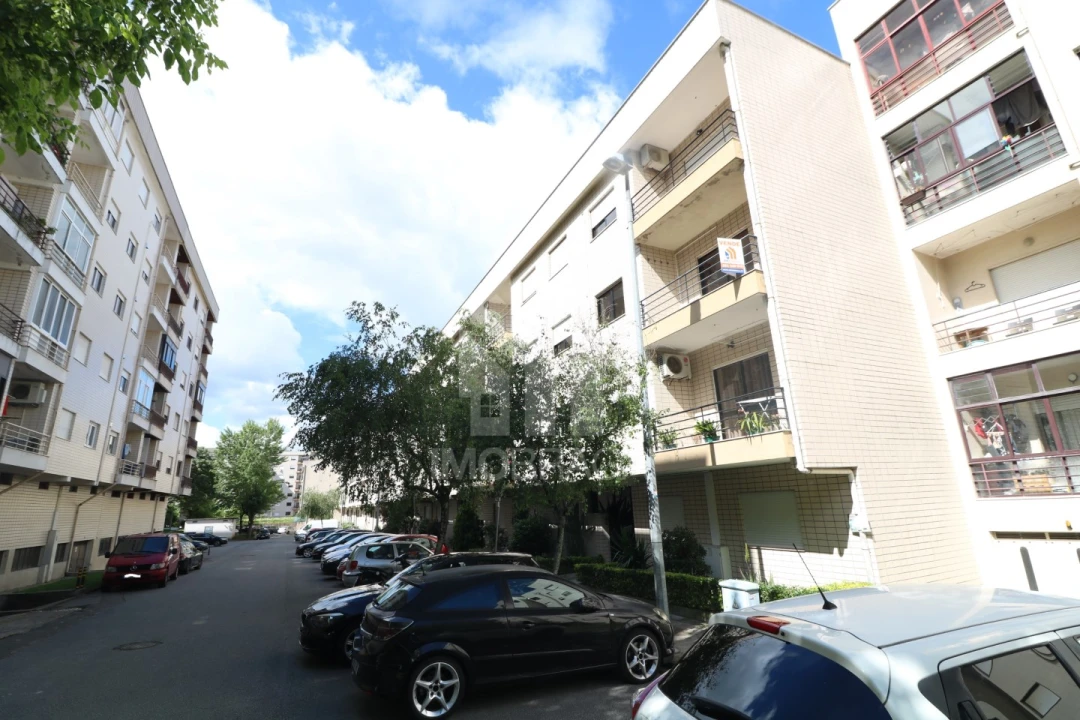 Apartamento T3 para Venda em Lomar e Arcos Foto 8