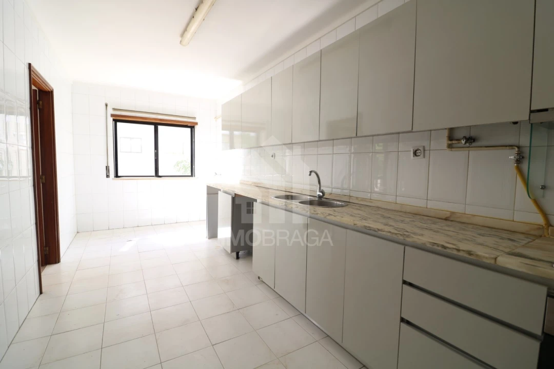 Apartamento T3 para Venda em Lomar e Arcos Foto 1